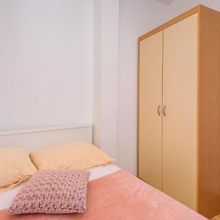 Apartments Zdravko 克勒克 外观 照片