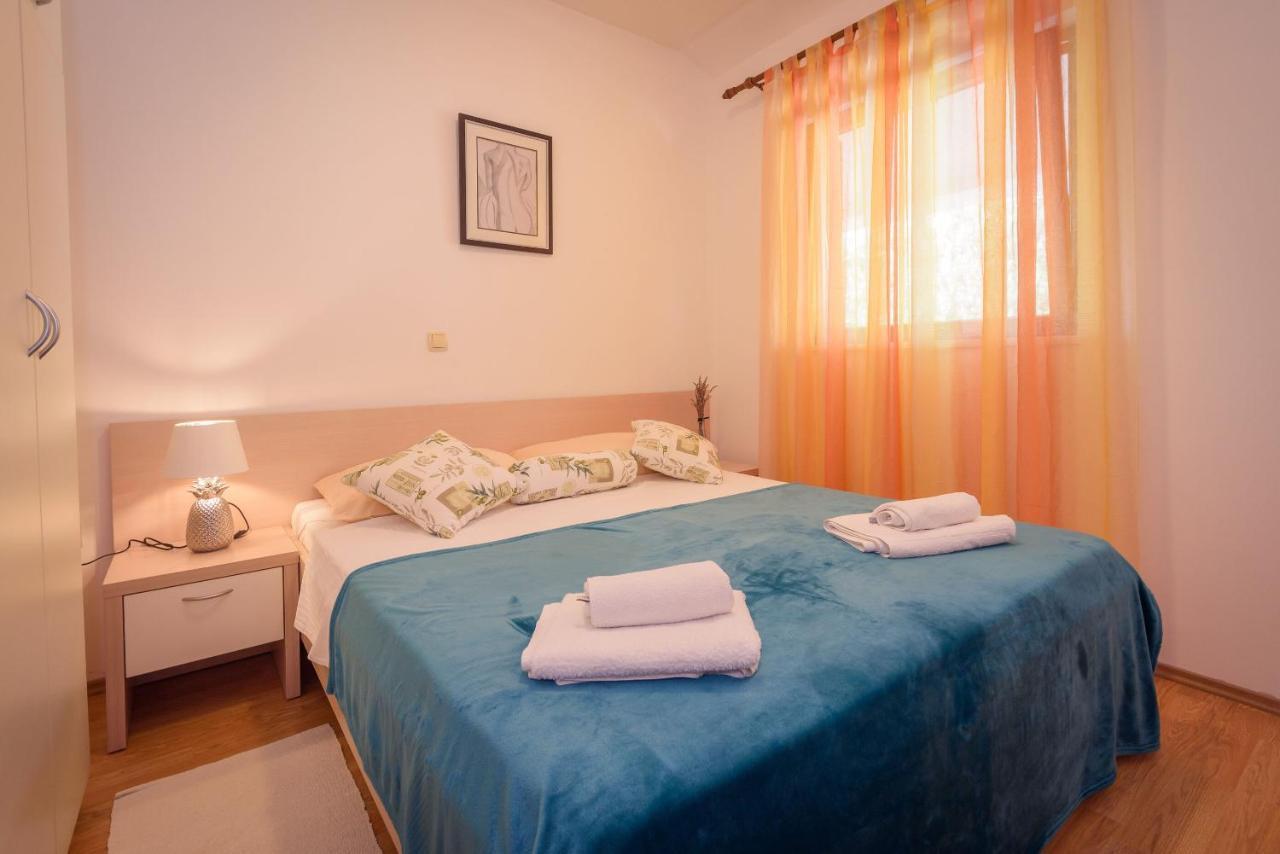 Apartments Zdravko 克勒克 外观 照片