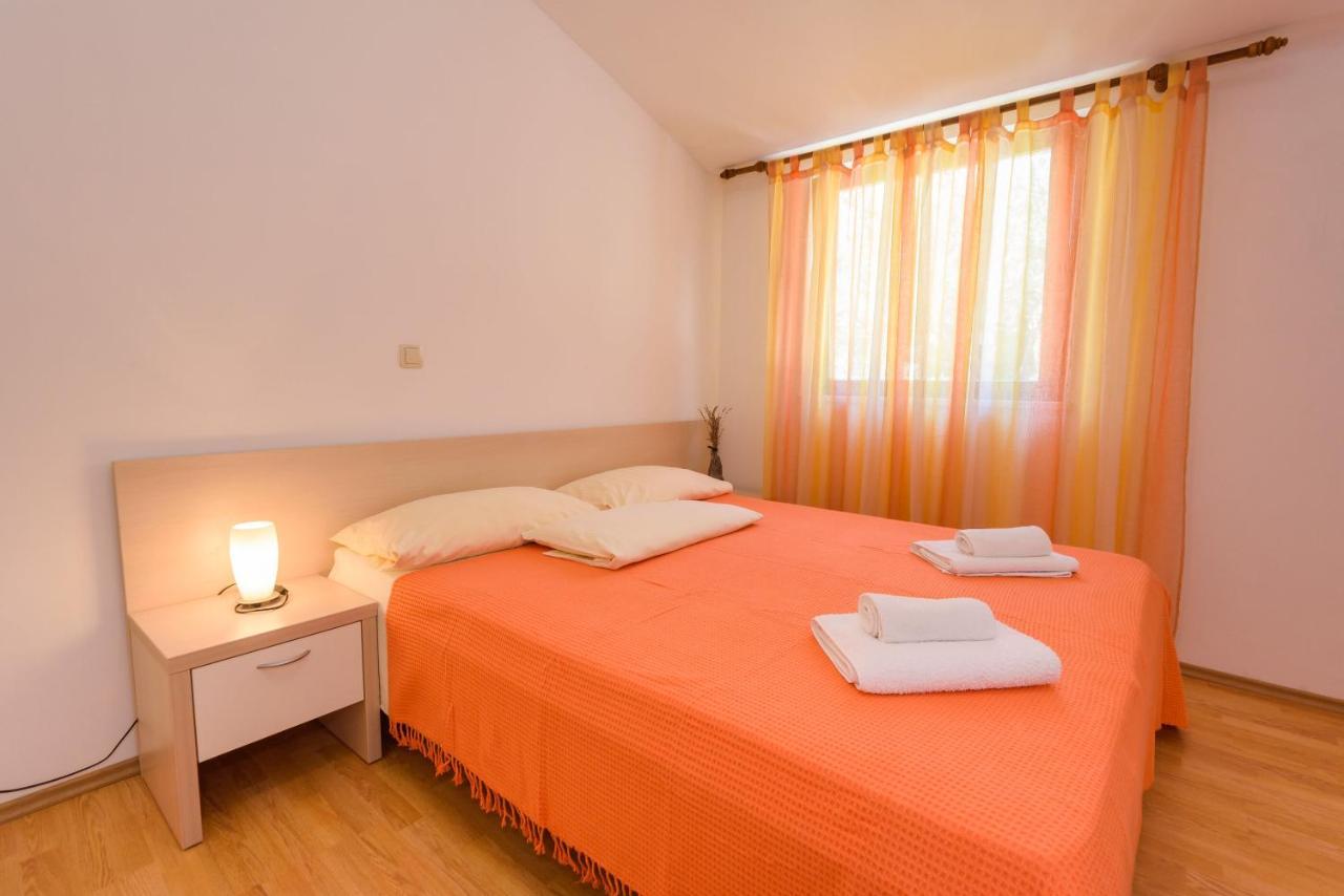 Apartments Zdravko 克勒克 外观 照片