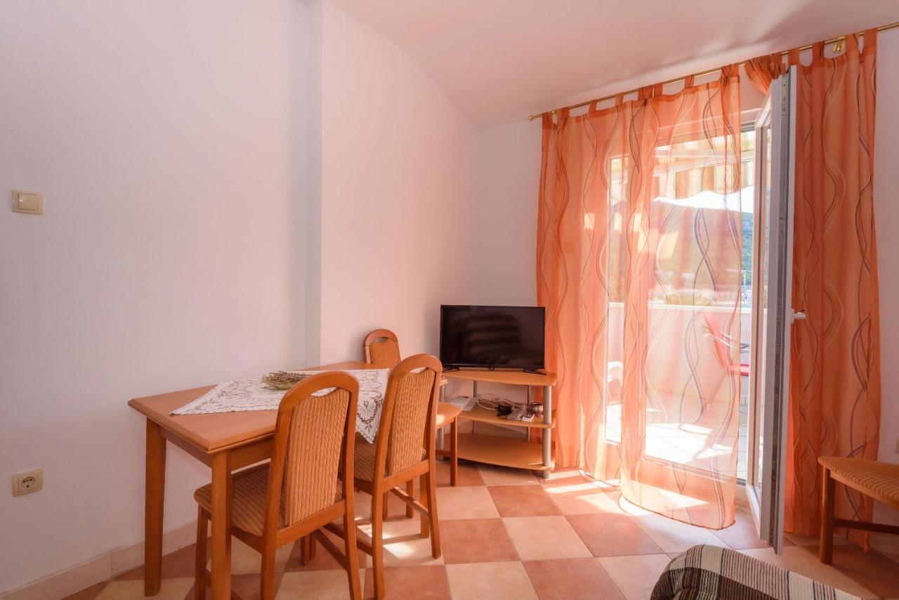 Apartments Zdravko 克勒克 外观 照片