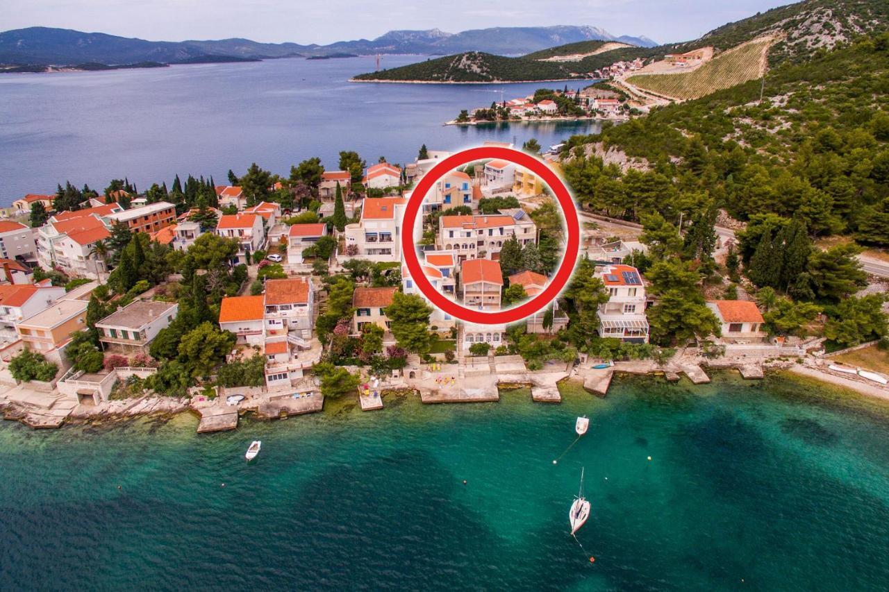 Apartments Zdravko 克勒克 外观 照片