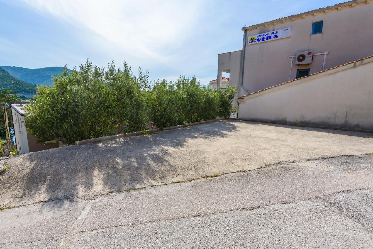 Apartments Zdravko 克勒克 外观 照片