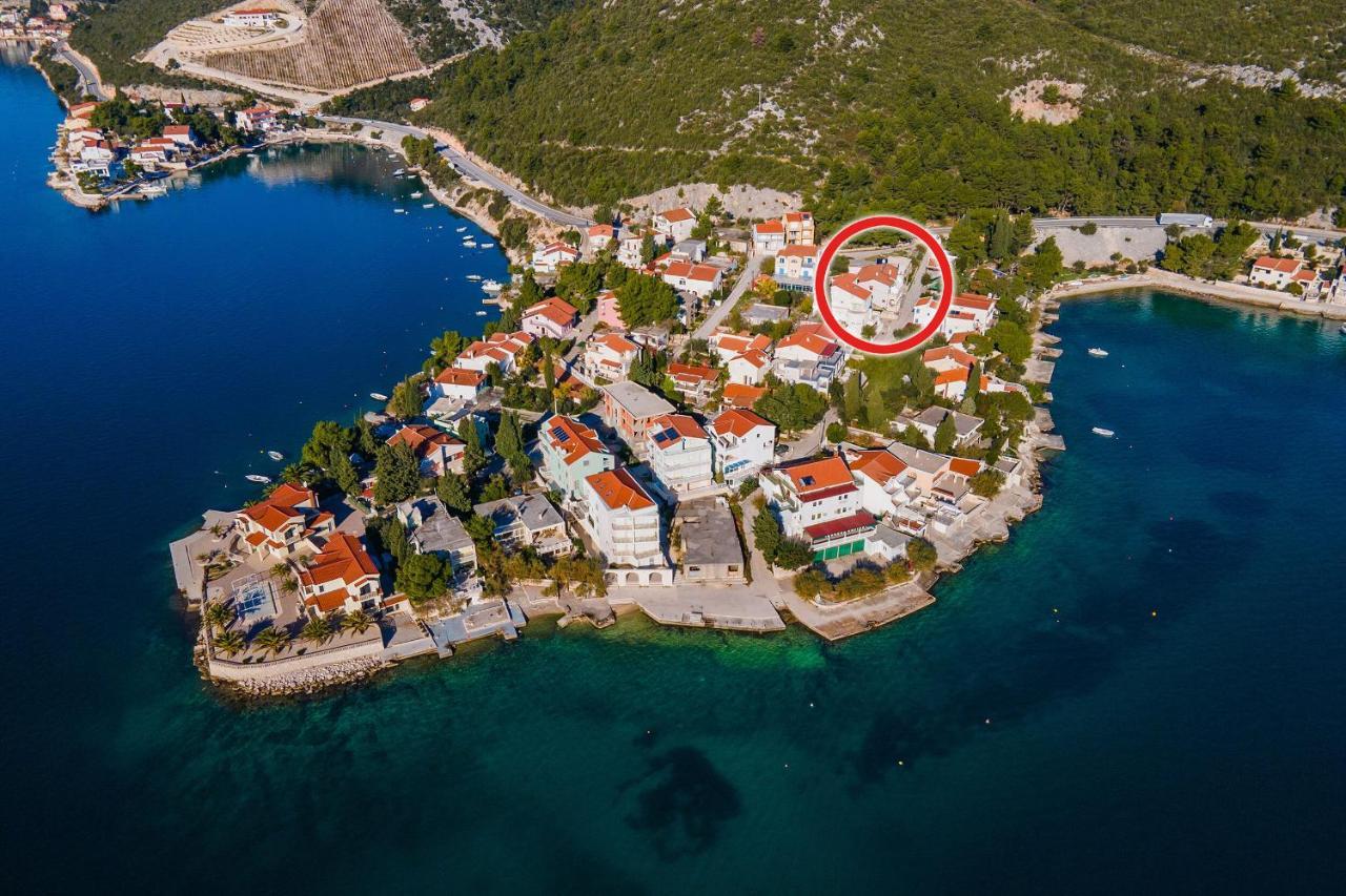 Apartments Zdravko 克勒克 外观 照片